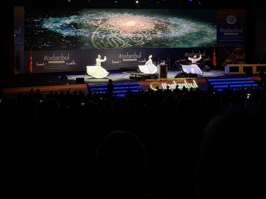 IFOS 2026 açılış töreninde semazen gösterisi
